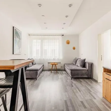 Cozy Renovated Apartment Close To Schoenbrunn Palace Wien Exterior foto