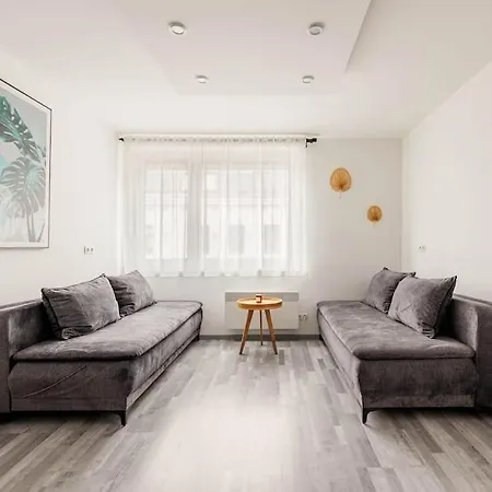 Cozy Renovated Apartment Close To Schoenbrunn Palace Wien Exterior foto