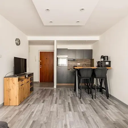 Cozy Renovated Apartment Close To Schoenbrunn Palace Wien Exterior foto
