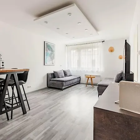 Cozy Renovated Apartment Close To Schoenbrunn Palace Wien Exterior foto